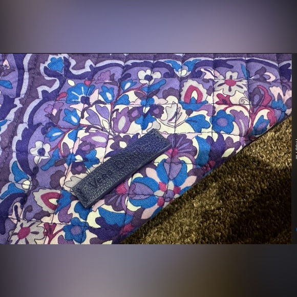 Vera Bradley Woman’s Bag Tote Shoulder Bag Handbag Purple Paisley Floral - Picture 3 of 7